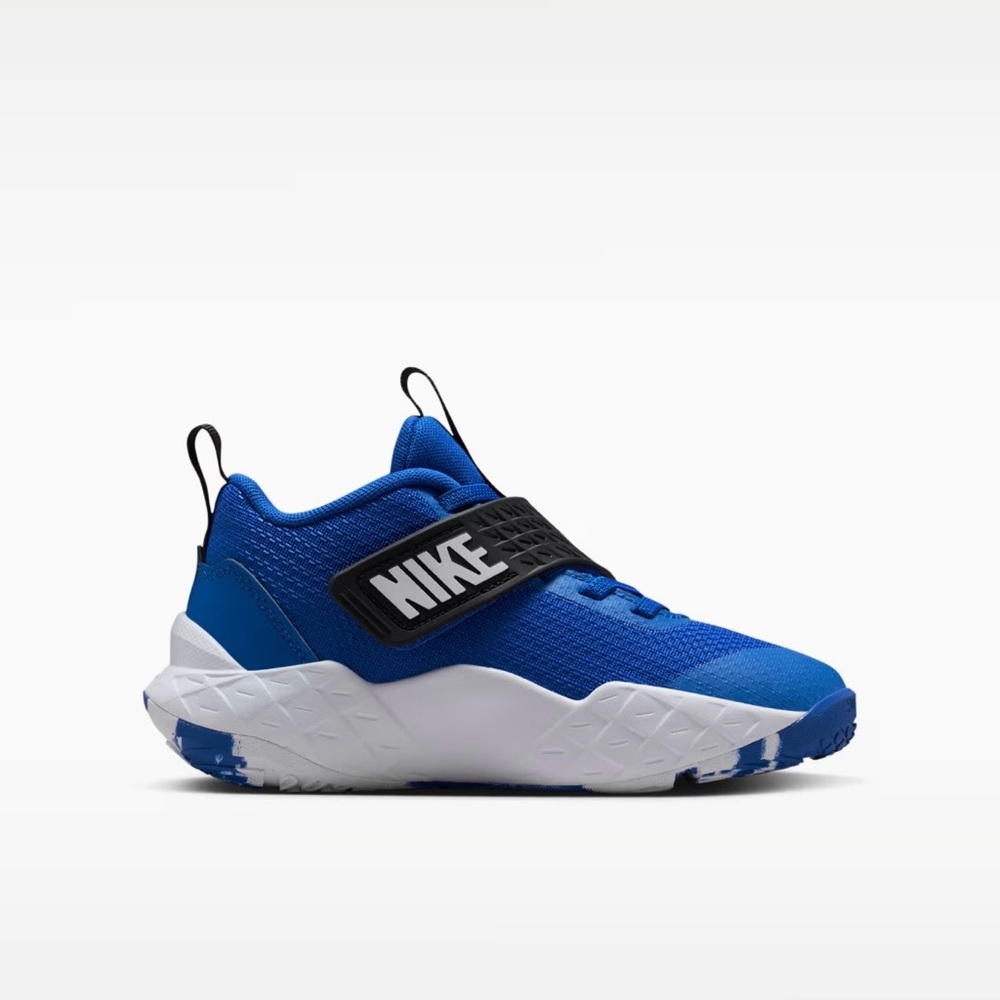 Nike Team Hustle D12